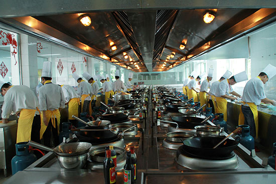 千味央厨25年报及26年一季报：B+C端“两开花”年营收1899亿元一季度净利+540%(图1)