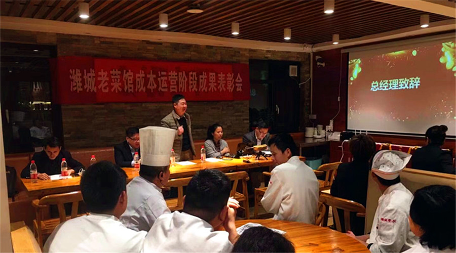 不要再纠结羊肉泡馍贵不贵西安凉皮、肉夹馍和油泼面早已经出海(图1)